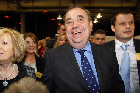 Alex Salmond, tras conocer su victoria. | Reuters