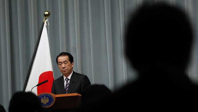 El primer ministro japons, Naoto Kan, durante una rueda de prensa en Tokio. | Reuters