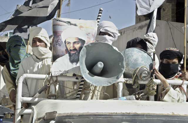 Seguidores de Bin Laden protestan contra las fuerzas militares estadounidenses en Pakistn. | Efe