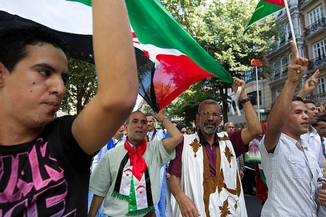 Decenas de personas reivindican en Bilbao el derecho de autodeterminacin del Shara. | Mitxi
