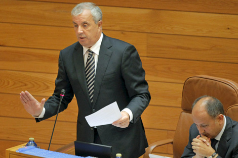 Manuel 'Pachi' Vzquez y Abel Losada, en el Parlamento. | Efe