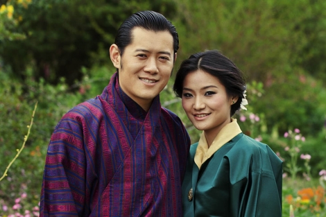 El rey de Butn, Jigme Khesar Namgyel Wangchuck, y su prometida, Jetsun Pema. | Ap