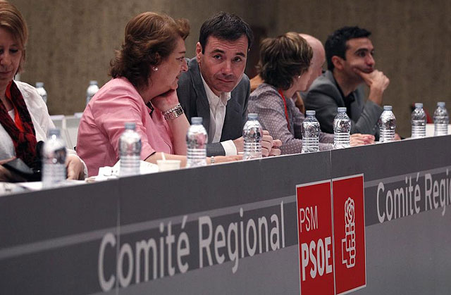 Gmez, durante la reunin del Comit Regional del PSM. | Javier Barbancho