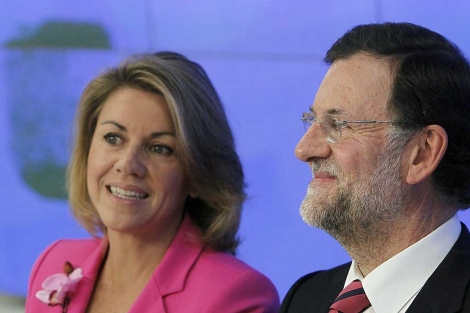 Mariano Rajoy, junto a Mara Dolores de Cospedal, en la Junta Directiva Nacional del PP. | Efe