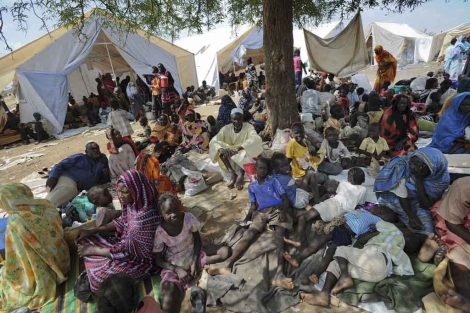 Miles de desplazados por la violencia en la regin de Abyei. | AP