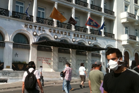 Fachada del hotel de lujo que da a la plaza de las manifestaciones. | I. H. V.