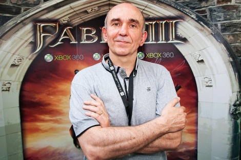 El videocreador Peter Molyneux, premiado en Gamelab. | Efe