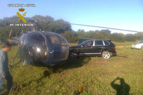Uno de los helicpteros utilizados por los narcotraficantes en los traslados. | Guardia Civil