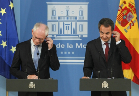 El presidente del Gobierno (d) y el presidente del Consejo Europeo, Herman van Rompuy. | Efe