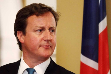 Cameron, durante su rueda de prensa ayer con el presidente nigeriano. | Afp