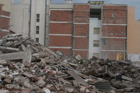 Imagen de una zona de Lorca un mes despus del terremoto.| Elmundo.es/ Eugenia