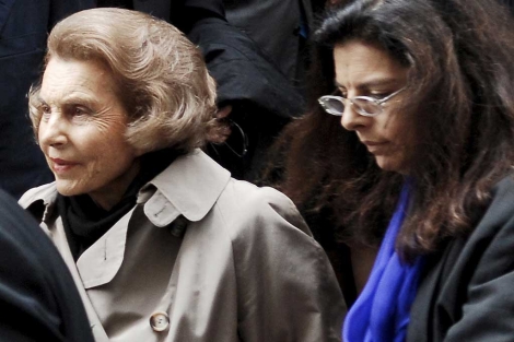 La millonaria francesa Liliane Bettencourt y su hija Franoise, en el ao 2007. | Afp