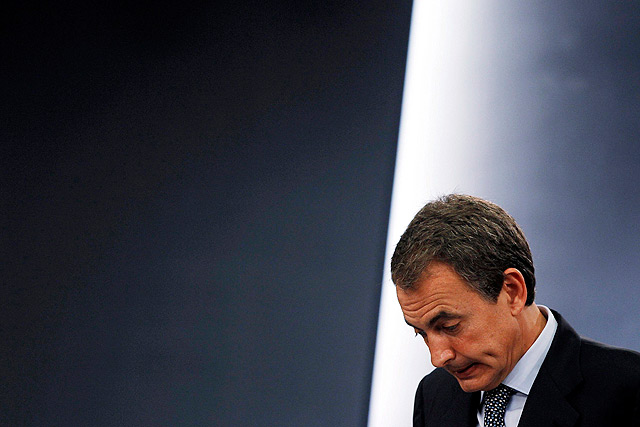 El presidente Zapatero anuncia el adelanto electoral a noviembre. | Reuters