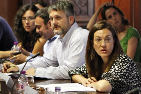 Soraya Rodrguez durante una reunin con ONG con presencia en el Cuerno de frica. | Efe