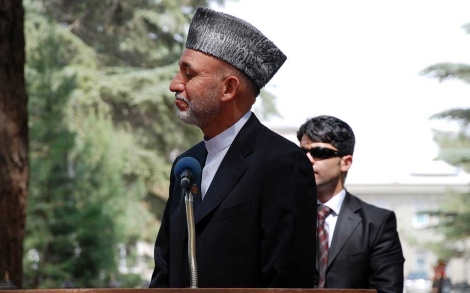 Karzai, durante una rueda de prensa en Kabul. | M. Bernab
