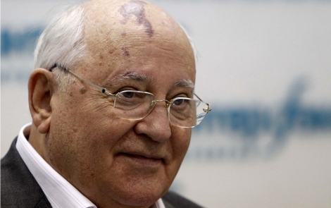 Mijail Gorbachov durante una rueda de prensa en Mosc. | Reuters