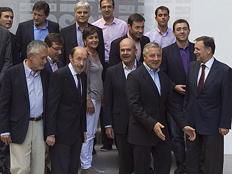 Rubalcaba, esta tarde, en la reunin con los 'barones' del PSOE. | Begoa Rivas