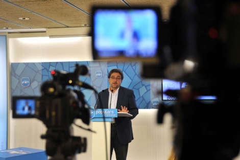 Enric Millo, portavoz del PP en Catalua, en la rueda de prensa. | Santi Cogolludo