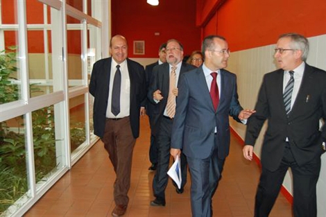 El conselleiro de Educacin afirma que hay dilogo con los profesores. | EP