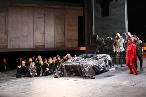 Imagen de uno de los ensayos de Rigoletto en A Corua.