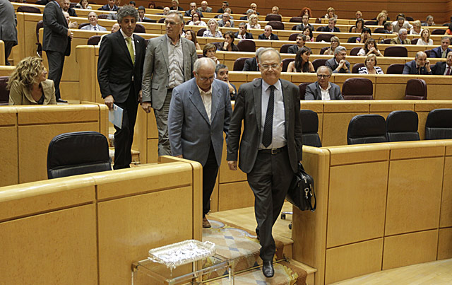 Senadores nacionalistas abandonan el pleno antes de la votación. | Alberto Cuéllar