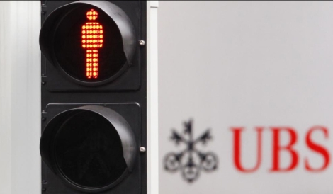 Logo de UBS en Zrich. | Reuters