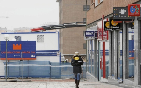 Varias sucursales bancarias se agolpan en una calle. | Sergio Gonzlez