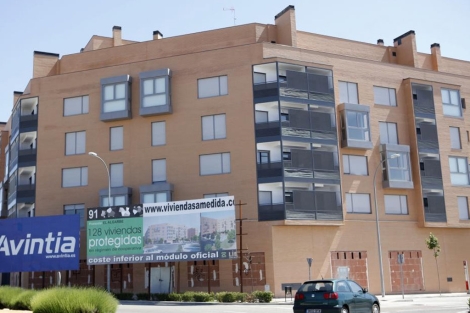 Bloque de viviendas de nueva construccin en el Ensanche de Vallecas, Madrid. | S. Enrquez