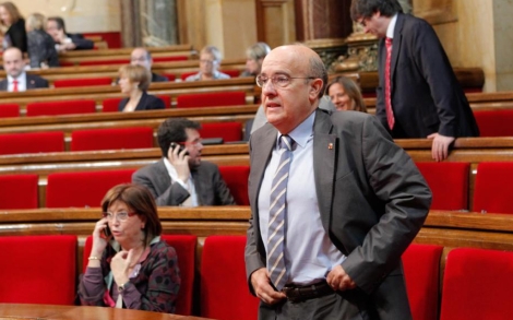 El conseller de Salut, en una sesin de control del Parlament. | Jordi Soteras