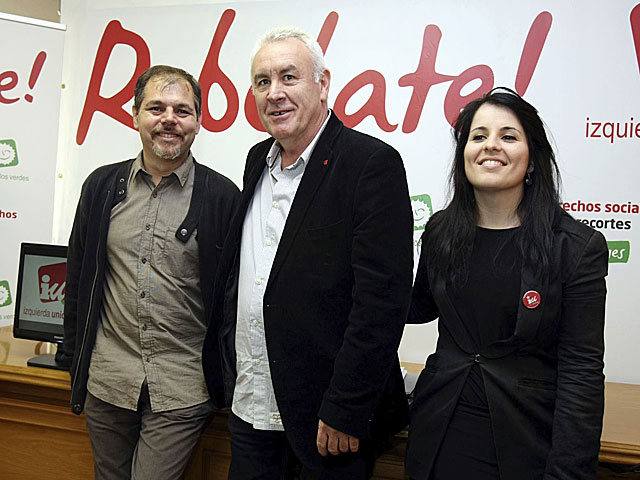 Cayo Lara, junto a candidatos de IU por Alicante, en el acto en esta provincia. | Morell | Efe