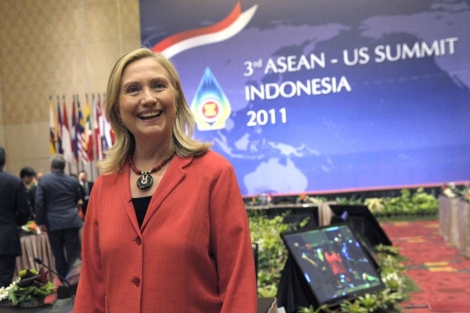 La secretaria de Estado de EEUU, Hillary Clinton, en Bali (Indonesia). | AP