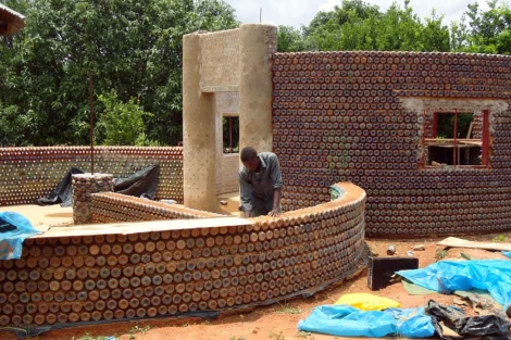 Construccin de la vivienda en noviembre de 2011. | Aminu Abubakar