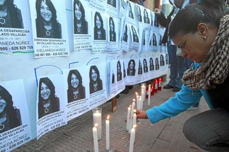 Homenaje a la última víctima de violencia de género, en Collado Villalba (Madrid). |