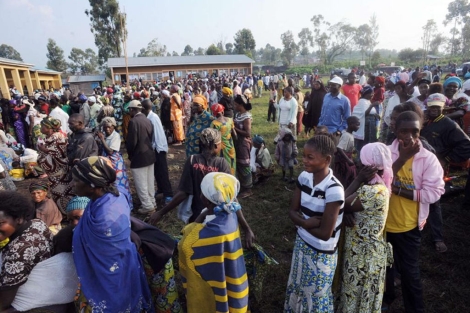 Congoleños esperan su turno para votar en Goma durante las elecciones. | Afp