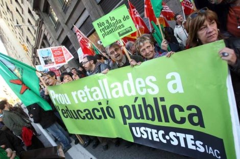 Los delegados sindicales cortan Via Laietana. | Efe
