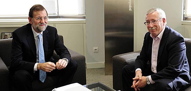 Mariano Rajoy con el secretario general de CCOO, Ignacio Fernndez Toxo. | Bernardo Diaz