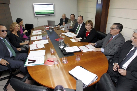 Bonig durante su reunin con el comit ejecutivo de las Cmaras de Comercio. | J. Cullar