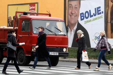 Cartel de 'Eslovenia Positiva' en una calle de la capital. | Efe