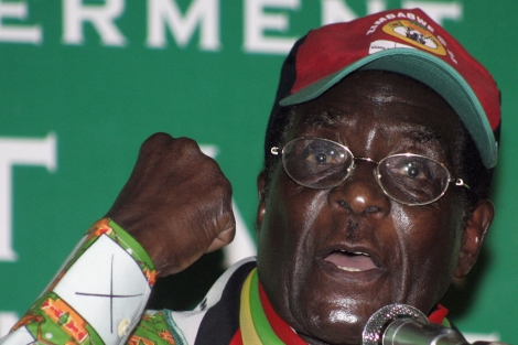 El presidente de Zimbabue, Robert Mugabe, en Harare. | Reuters