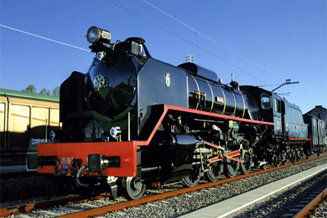 Una pieza de museo, la locomotora de vapor 141-F-2111 (Museo del Ferrocarril de Galicia). | FFE