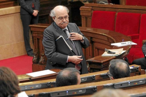 Andreu Mas-Colell, conseller de Economia, en un pleno del Parlament. | Jordi Soteras