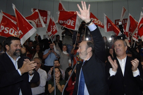 Caamaño, Rubalcaba y Pachi Vázquez, durante la pasada campaña electoral. | PSdeG