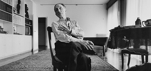 Marcel Duchamp retratado por Ugo Mulas en Nueva York en 1967. | Cultural Cordn