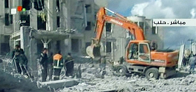 Imagen de la televisin siria de un edificio daado por una explosin en Alepo. | Afp