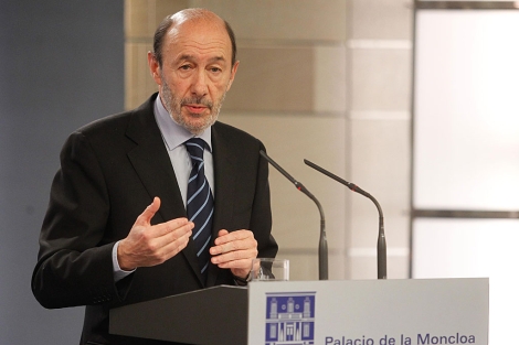 El lder de la oposicin,Alfredo Prez Rubalcaba, despus del encuentro con Rajoy. | Jos Aym