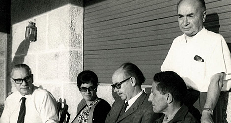 Paz Andrade (d), con Luis Seoane, Isaac Díaz Pardo y Laxeiro. | FLS