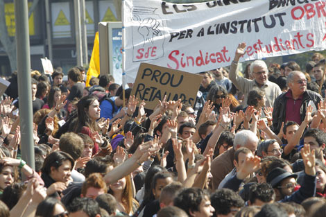 Unas 70.000 personas han marchado por el centro de Barcleona. | Jordi Soteras