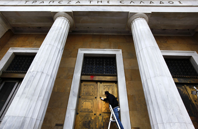 Fachada del Banco de Grecia en Atenas. | Reuters