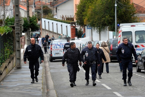 Despliegue policial en la escuela judía de Toulouse. | Afp