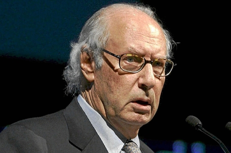 Miguel Boyer, durante una conferencia en Zaragoza en noviembre de 2009. | Efe